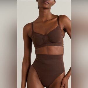 ♥️SKIMS Sculpting Bra Cocoa 2X/3X♥️